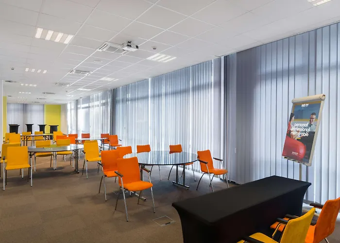 מלון Park By Radisson 4*